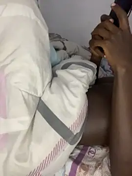 YsugarBoy live cam on StripChat