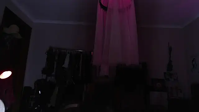 RubyLynxx live sex cam