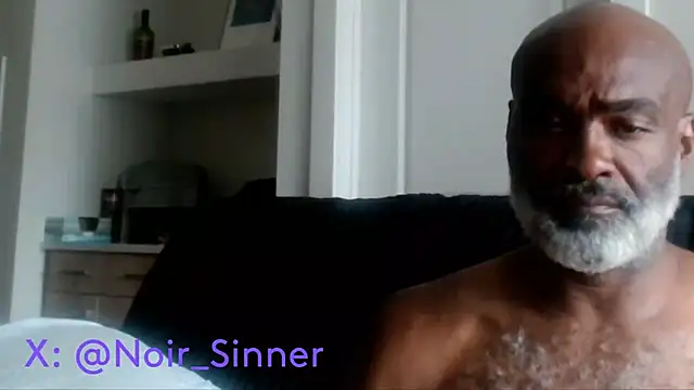 sinnernoir (M mature) - naked