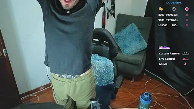 Aaron_malikk webcam