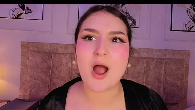 zoe_moon__ webcam