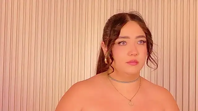 Hannah-Prada live cam on StripChat