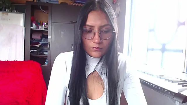 leah-666 webcam