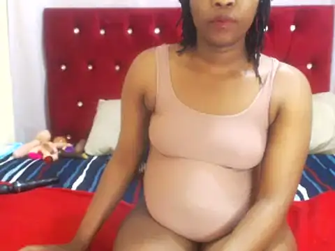 Ebonyblackbootyclitt83 webcam