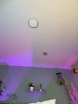 YariRose webcam