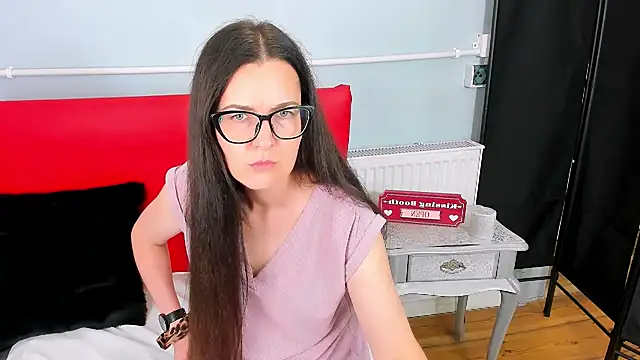 NadiaXlove live cam on StripChat