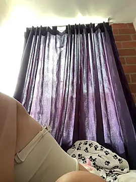 sarah_milerr live cam on StripChat