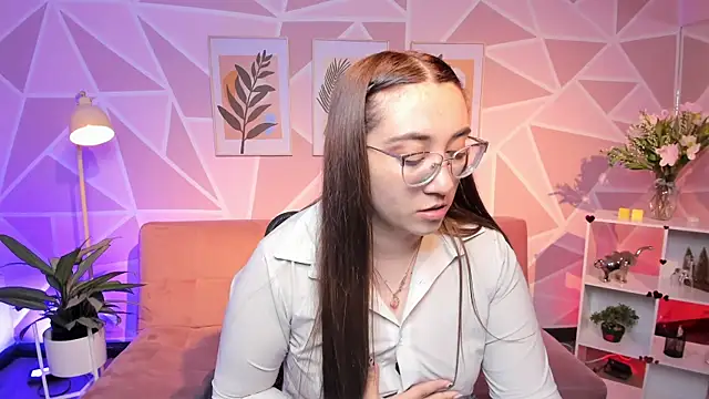 _RosieRider live cam on StripChat
