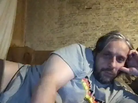 -TrafoX3- live cam on StripChat
