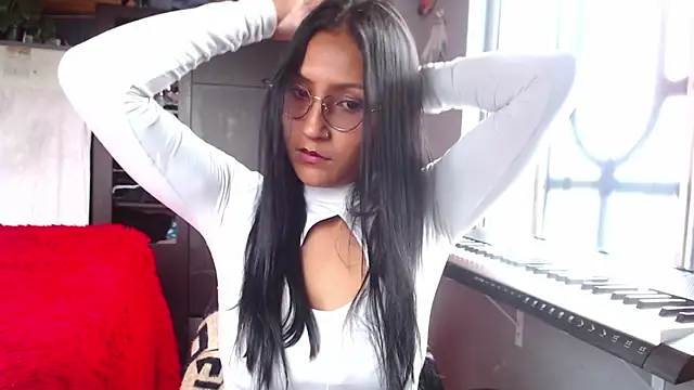 leah-666 webcam