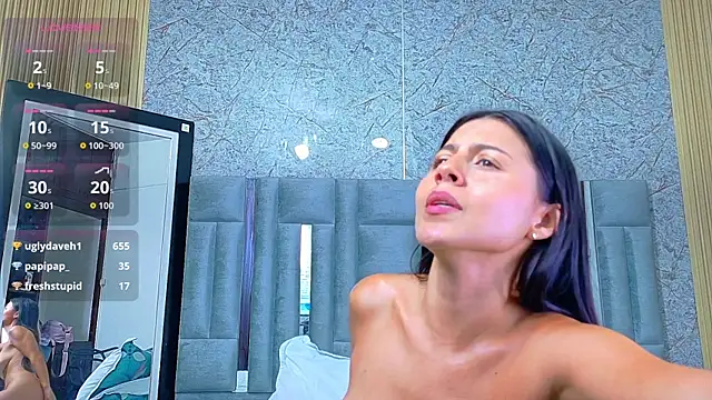 veronicaroose_ webcam