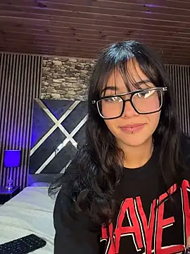 Amy_channel webcam