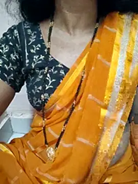 anuradha1432 live cam on StripChat