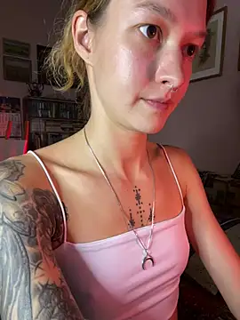 __grace__ - __grace__'s free webcam - UK Sex Cams