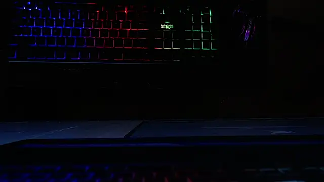Elenna__ webcam
