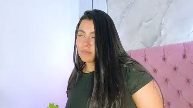 RenataPeach webcam