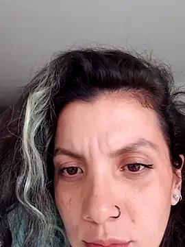 DinahCarter webcam