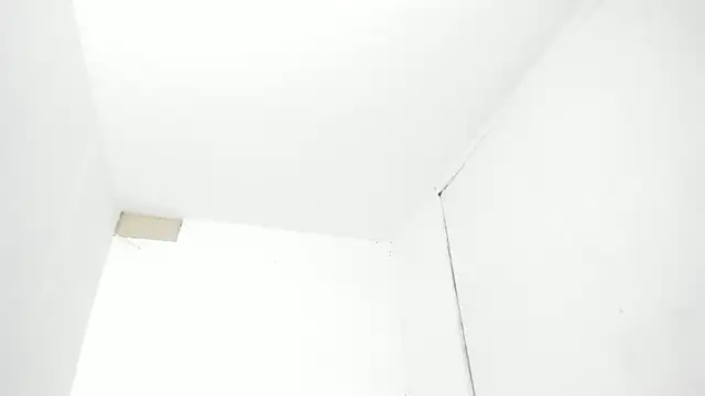 milkqueenboobs webcam