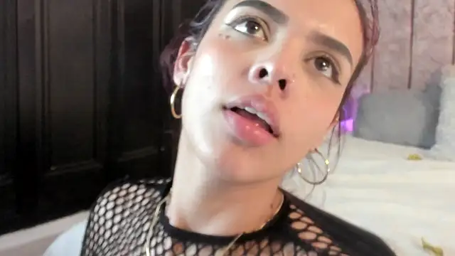 Miia_Rogers webcam