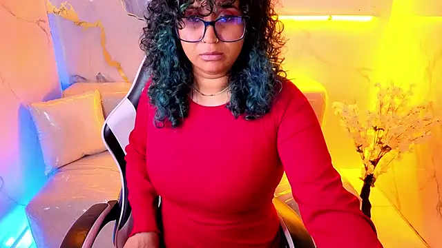 HolyCow_Girl_tp webcam