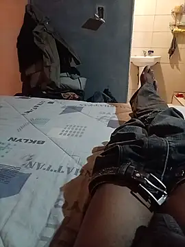 Tearain84 live cam