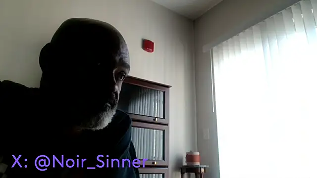 sinnernoir (M mature) - naked