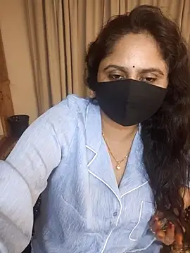 sravvi499 (F milf) - Oil boobs