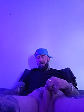 Beardedtattood live sex cam
