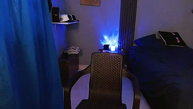 Mr_yisuzz webcam