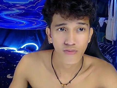 hugekenbigcock webcam