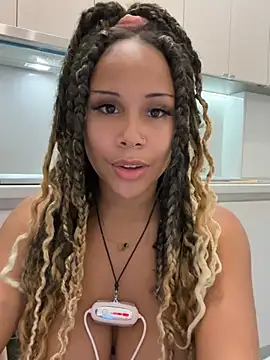 HaileyDiana webcam