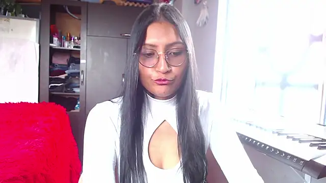 leah-666 webcam