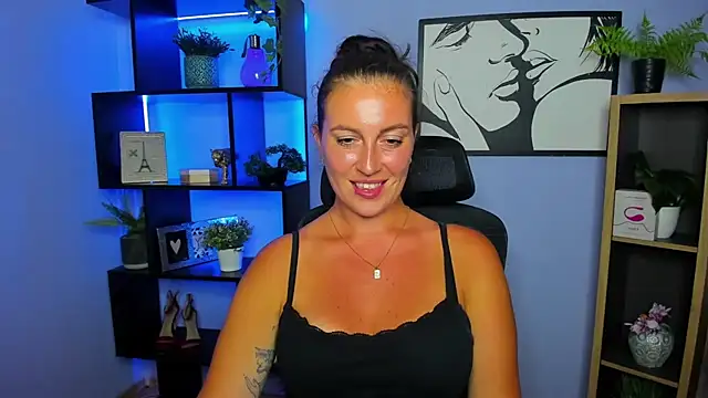 FUN_AMI live cam on StripChat