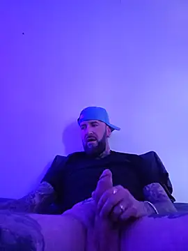 Beardedtattood webcam