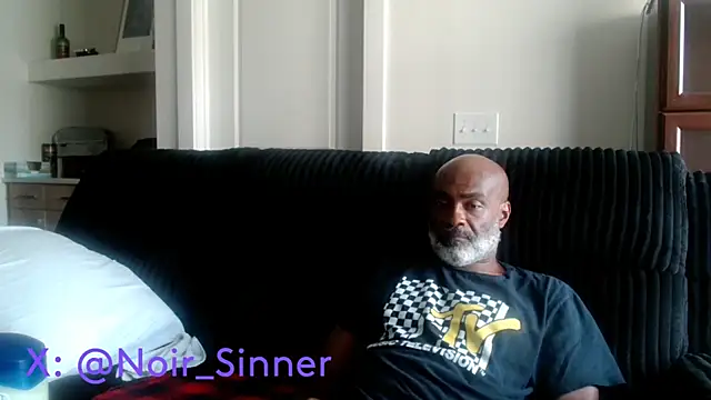 sinnernoir (M mature) - naked