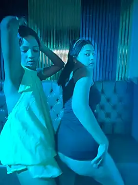 party-girls - Party-girls's free webcam - UK Sex Cams