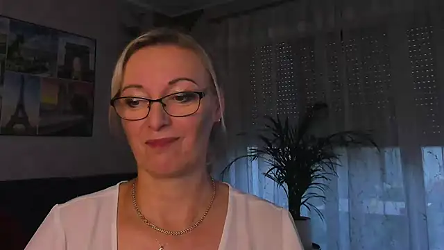 vanessa_chat live cam on StripChat