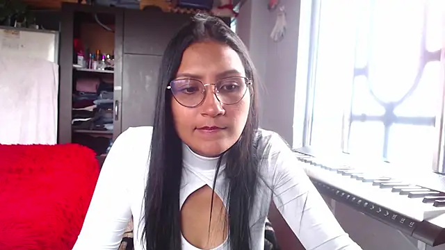 leah-666 webcam