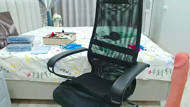 EveLove33 webcam