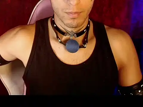 dark_men1 webcam