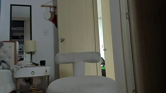 mateoleonee webcam