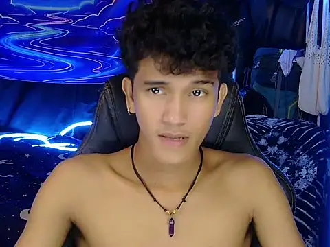 hugekenbigcock webcam