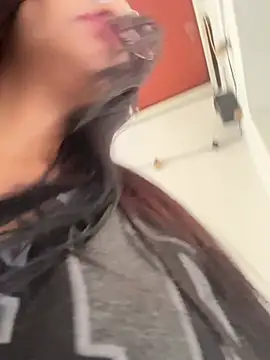 Sara-77 webcam
