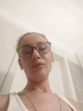 Blackeyeslady live cam on StripChat