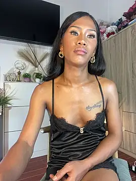 Tarah_victoria_collins live cam on StripChat