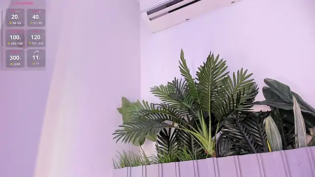 stephanymonroe live cam on StripChat