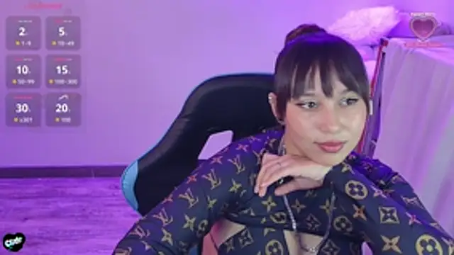 Skarlet_Adams28 webcam