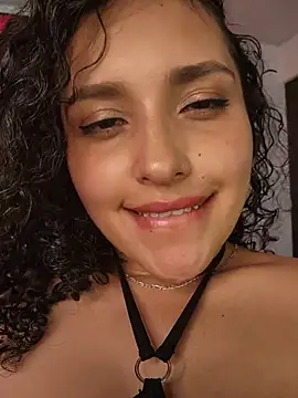 Lucy_Marin webcam