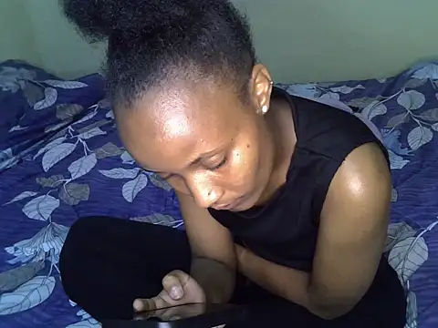 Blossomed10 live cam on StripChat