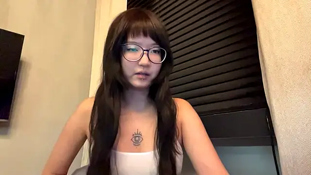 neonami live cam on StripChat